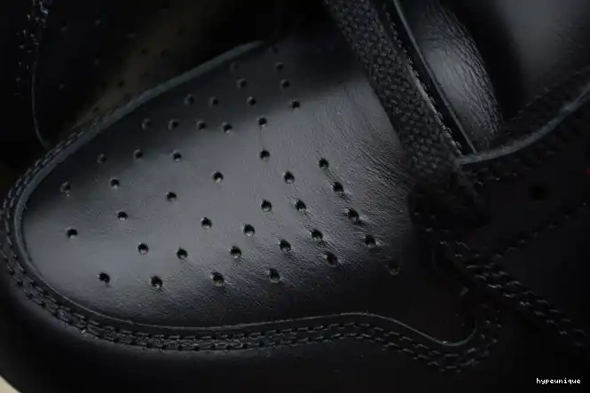 HYPE Couture BQ6682-006 Air Jordan High OG Defiant 1 0426